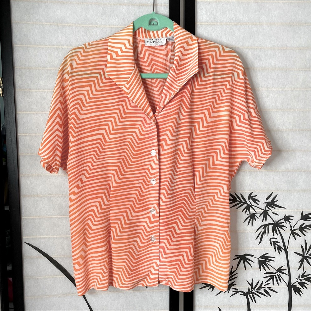 Adrianna Papell 100% Silk Womens Top Sz 12 Button Front Short Sleeve Chevron
